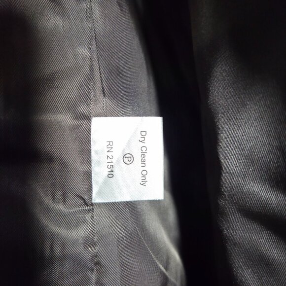 Jos A. Bank Quilted Jacket Gray With Plaid Lining & Pockets Men's Medium - Picture 7 of 10